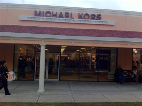 Michael Kors store pooler ga